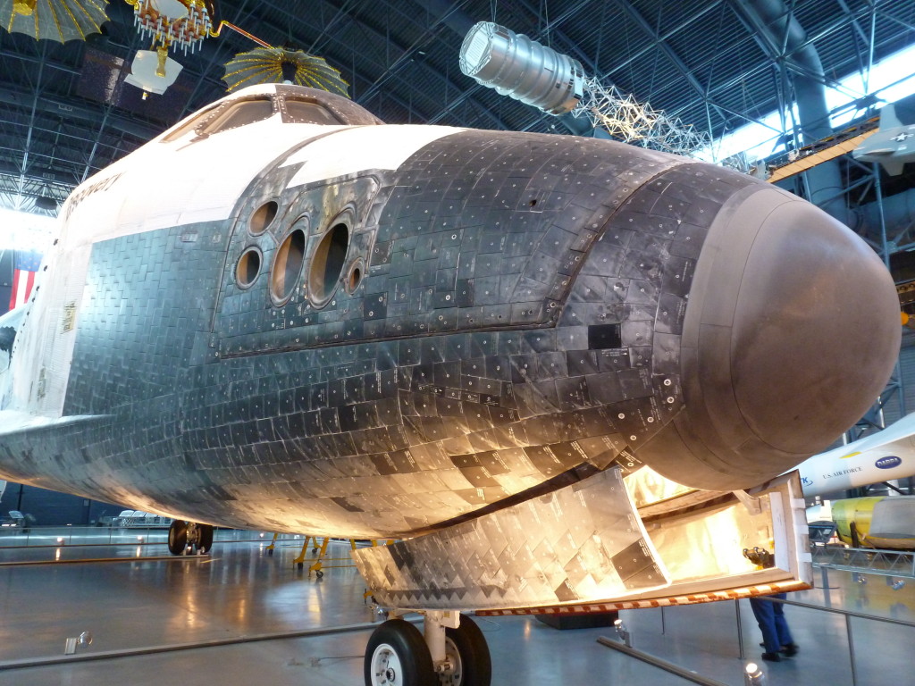 Space Shuttle Discovery, c Nick Leghorn