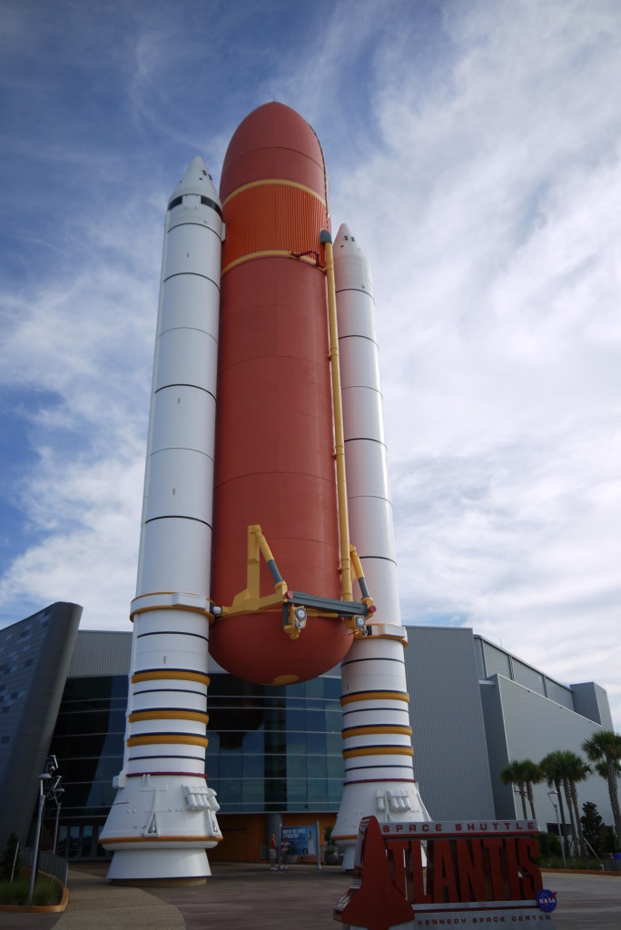 Atlantis exhibit building, c Nick Leghorn